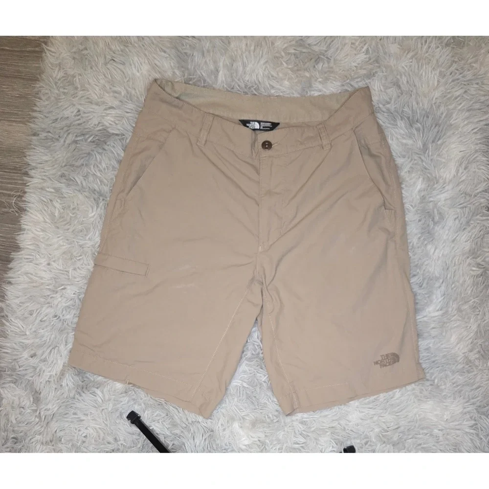The North Face Mens Paramount Cargo Shorts Tan Khaki Nylon Size 32